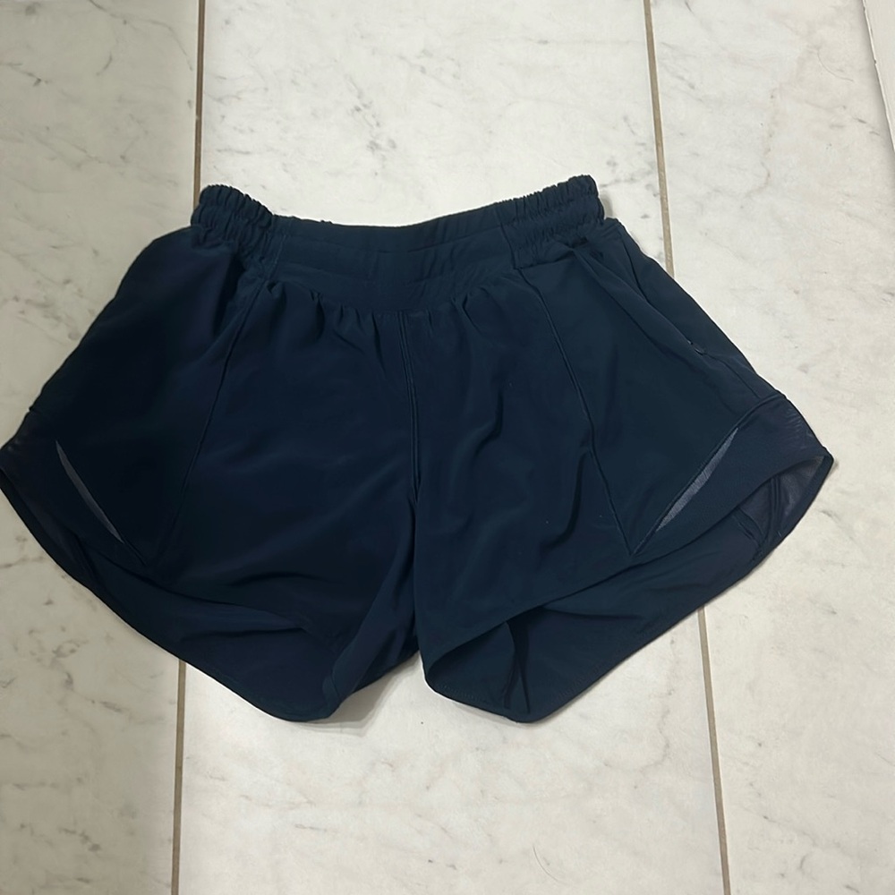 Navy Lulu shorts size 4, 4 inch